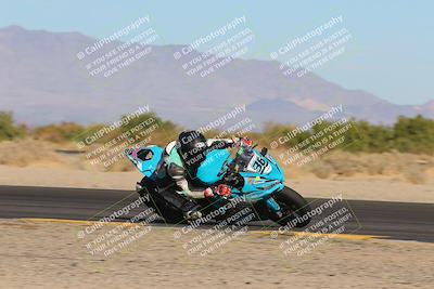 media/Dec-04-2022-CVMA (Sun) [[e38ca9e4fc]]/Race 9 Supersport Middleweight Shootout/